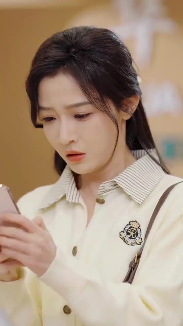 《离婚后，陆总舔狗上身帮我提鞋》：渣男变忠犬？这‘真相半白’的剧情我给满分！
